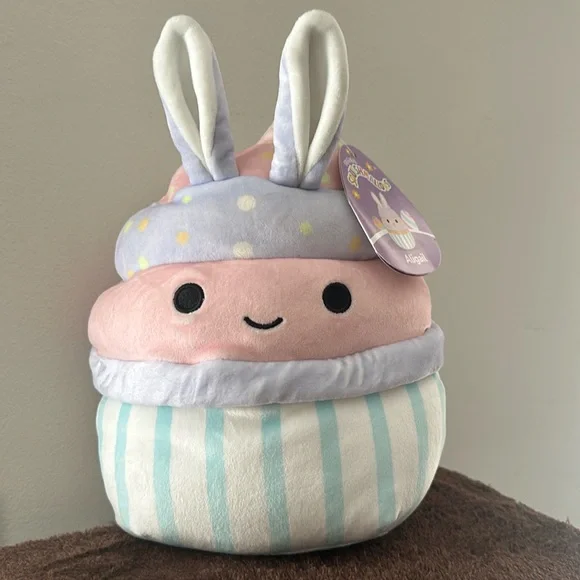 Aligail Squishmallow 8” Holiday Easter Cupcake Plush - Picture 2 of 5